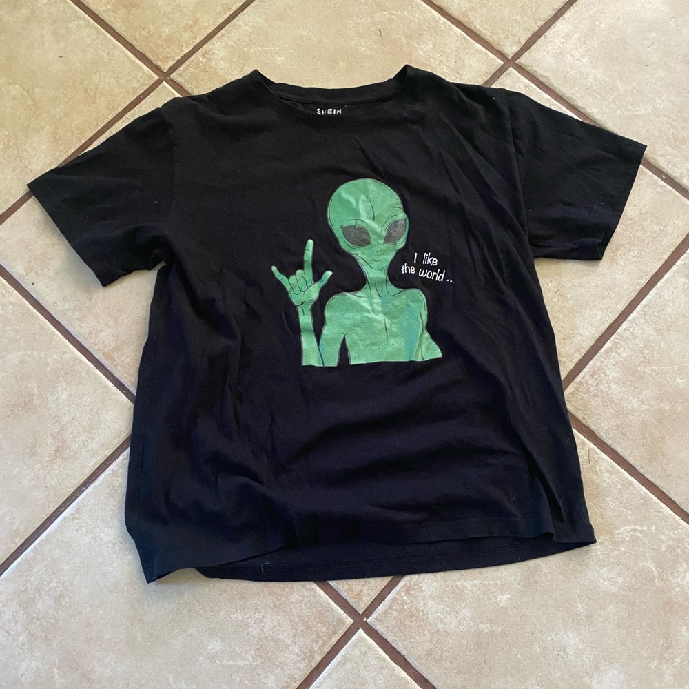 (A123)Black Alien Graphic T-Shirt  Mens  Size Small